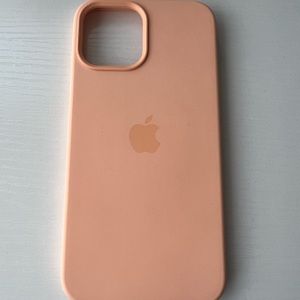 12 pro max silicone case